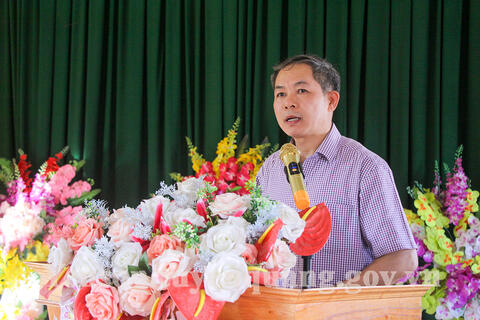 Đồng chí Bí thư Huyện ủy dự sinh hoạt Chi bộ tại thôn 4 xã Thái Bình