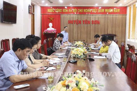 Đoàn công tác Sở Kế hoạch và Đầu tư làm việc tại huyện Yên Sơn