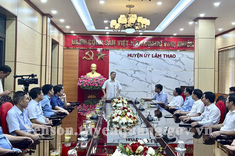 Đoàn công tác huyện Yên Sơn tham quan, trao đổi, học tập kinh nghiệm tại huyện Lâm Thao, tỉnh Phú Thọ