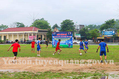 Khai mạc giải bóng đá cán bộ Đoàn, Hội huyện Yên Sơn năm 2024